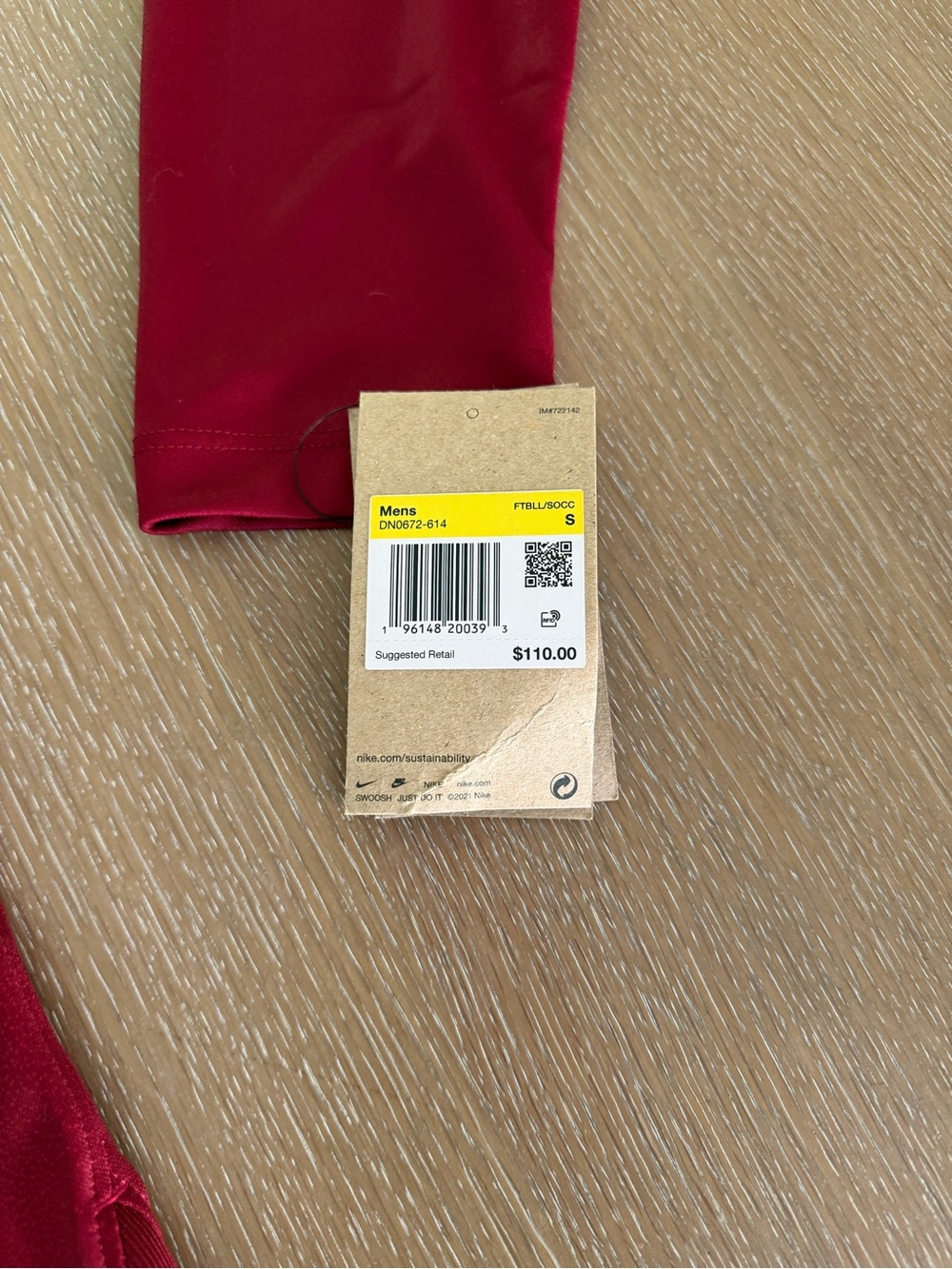 Official Nike Red USA Long-Sleeve Soccer Jersey - Picture 5 of 6